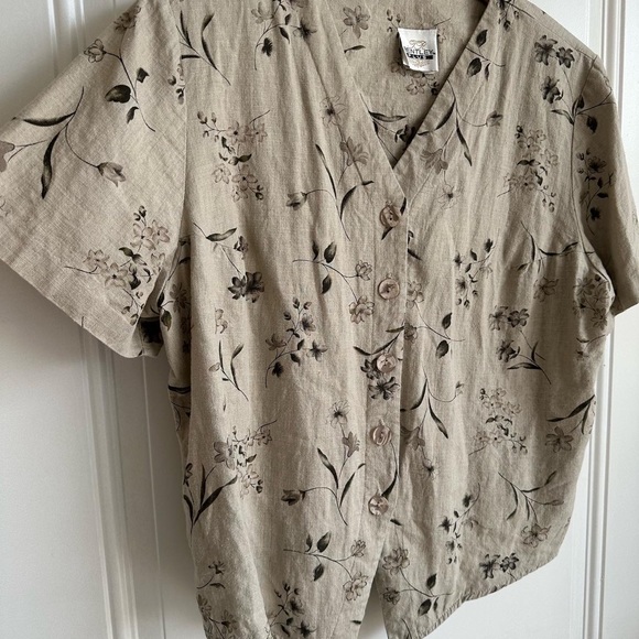 Vintage linen floral button down short sleeve blouse - Picture 6 of 6